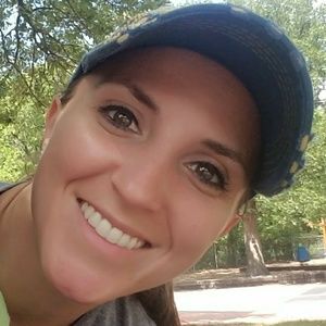 Meet your Posher, Dana